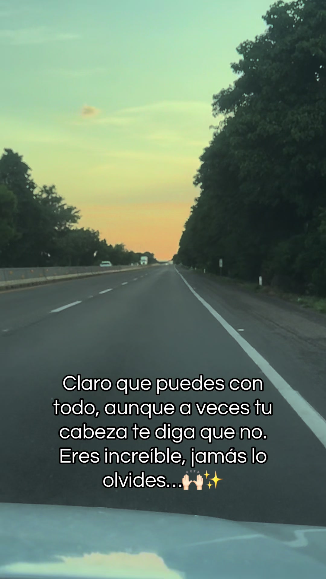@Claudia_Kiros