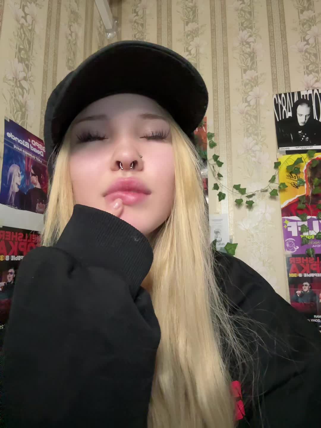 @lilsperma2