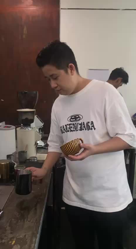 @🇲🇲NawNaw🇲🇲Myanmar Barista