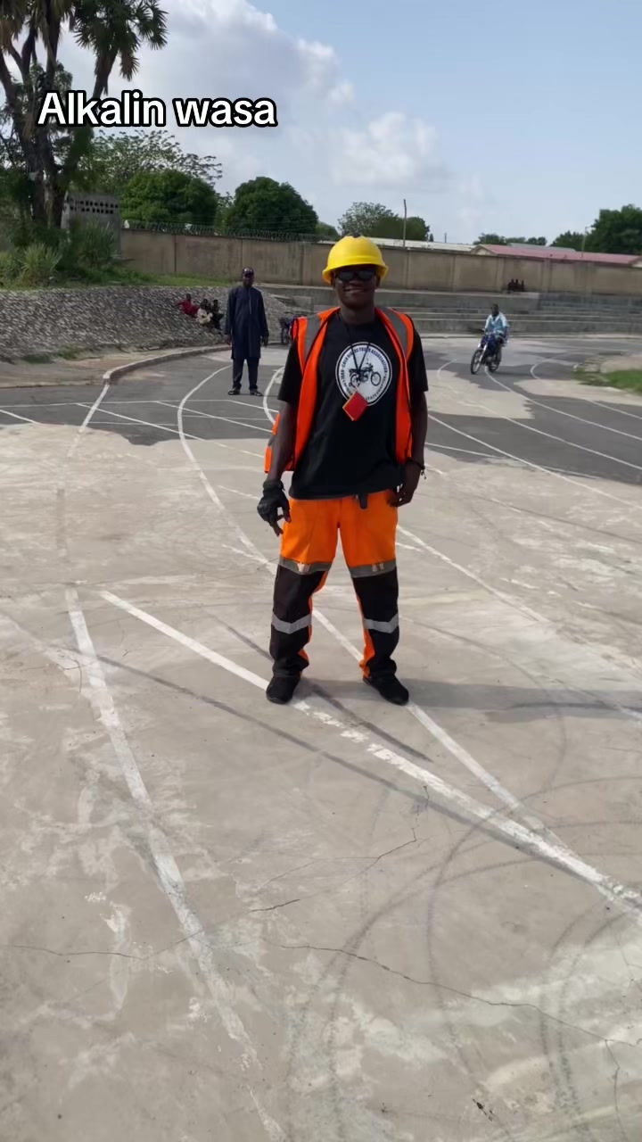 @DJ BUJE MX king of ax100🏍️🛵