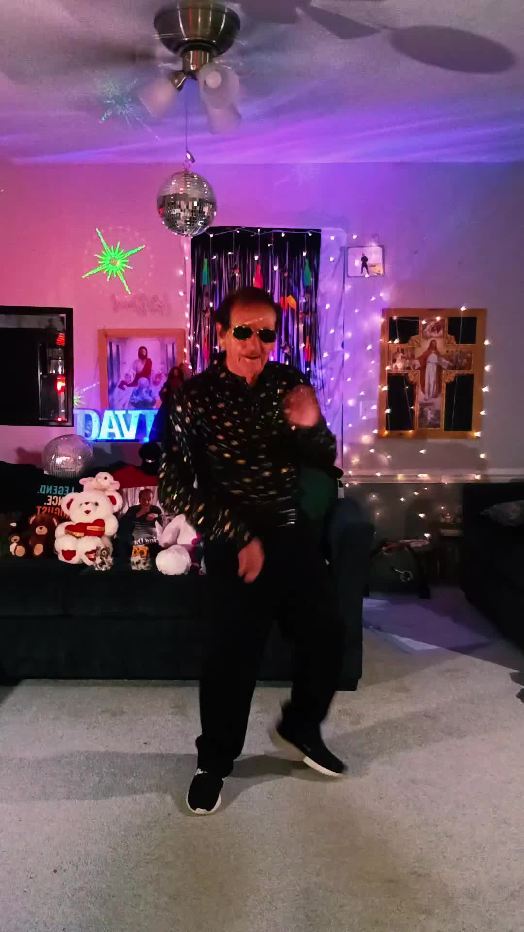 @dancing david
