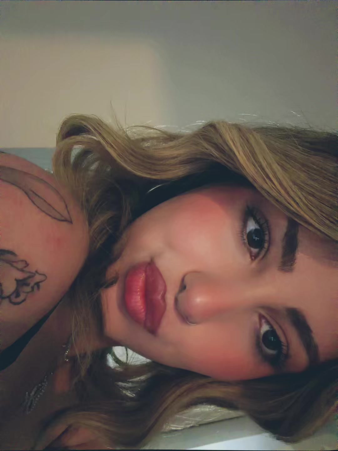 @alyell_