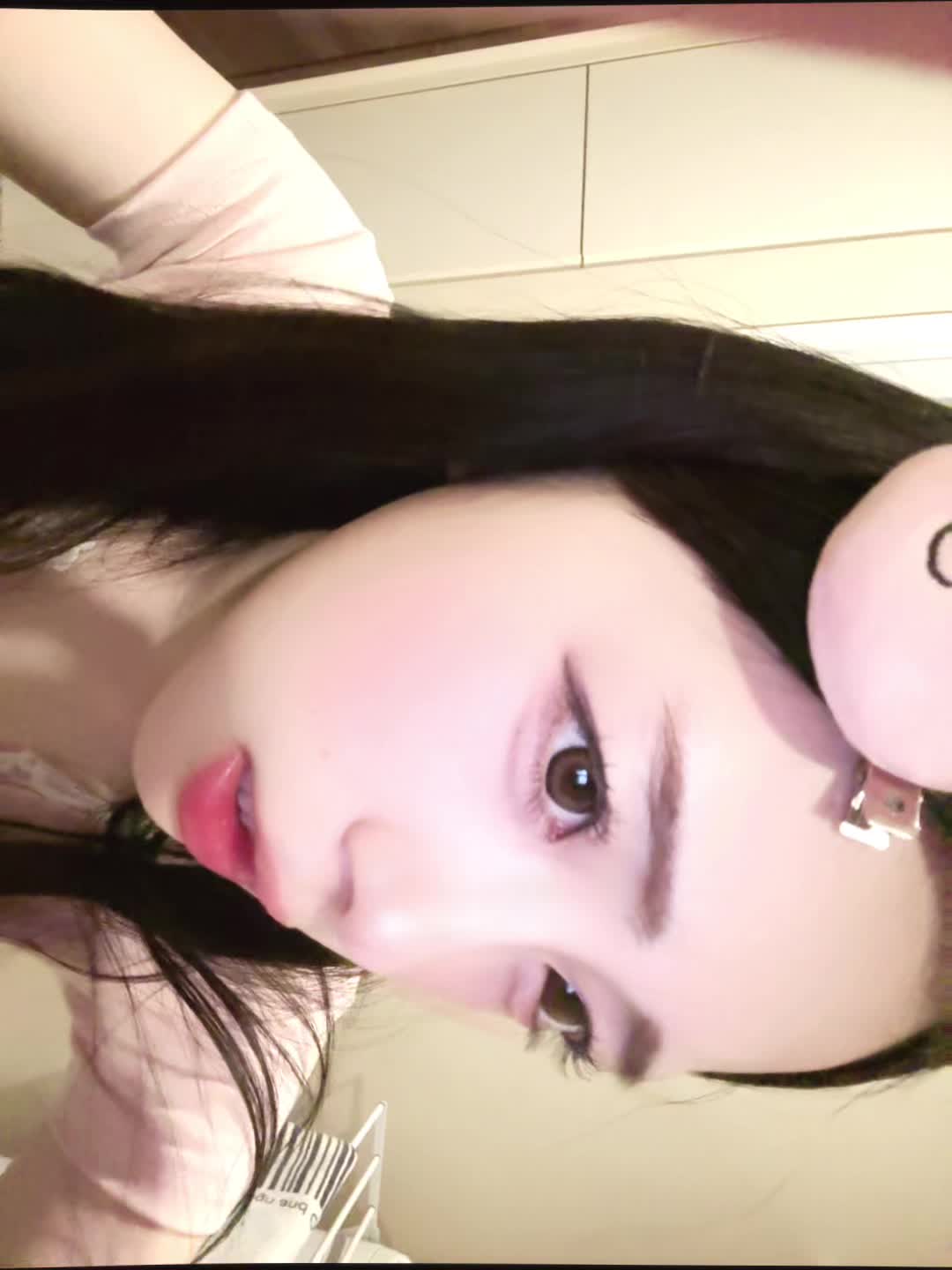 @ひま