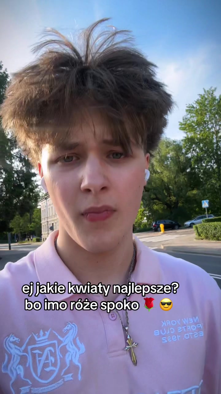 @redrosetroy