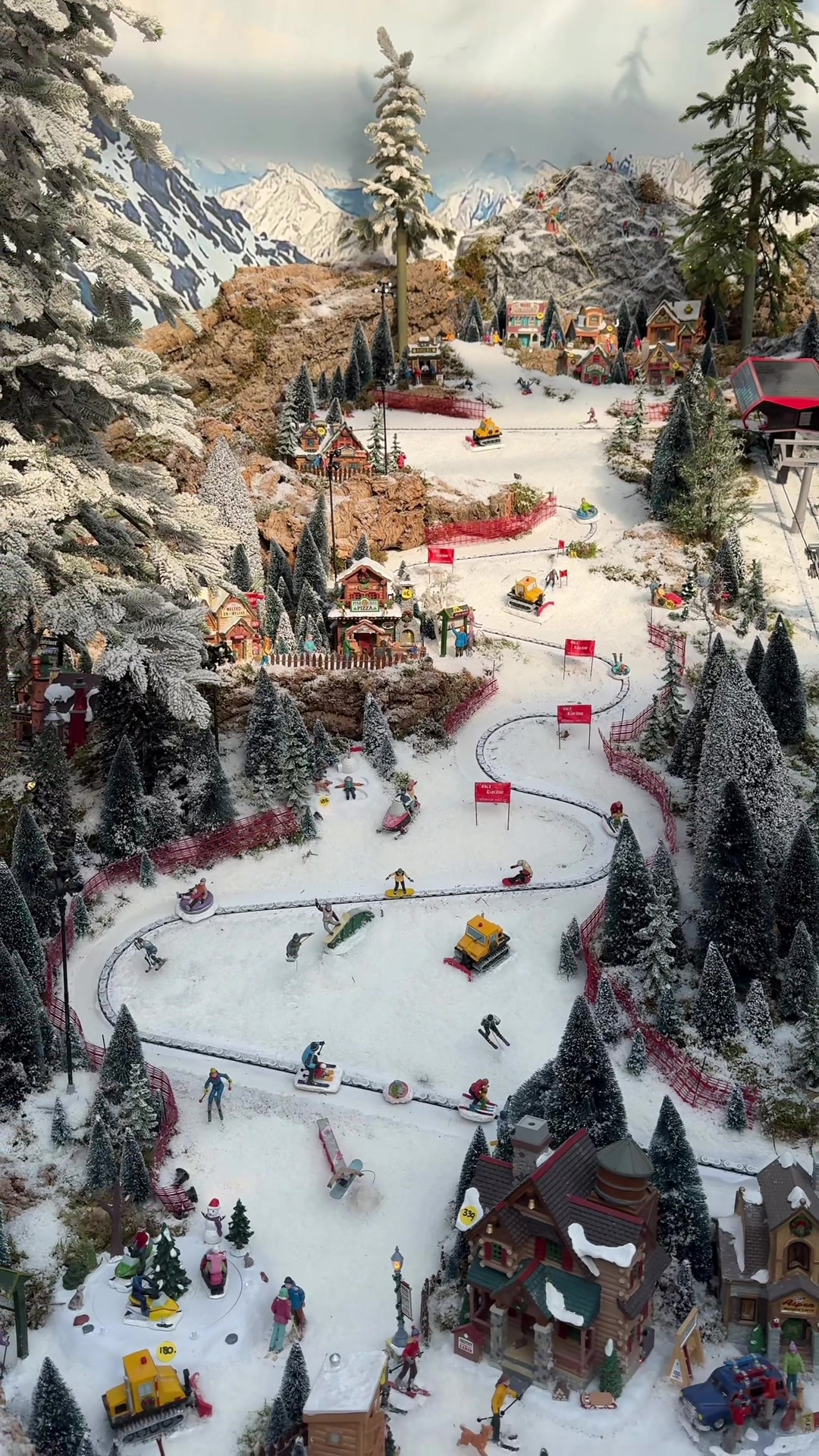 @Mike’s Christmas Village ✨
