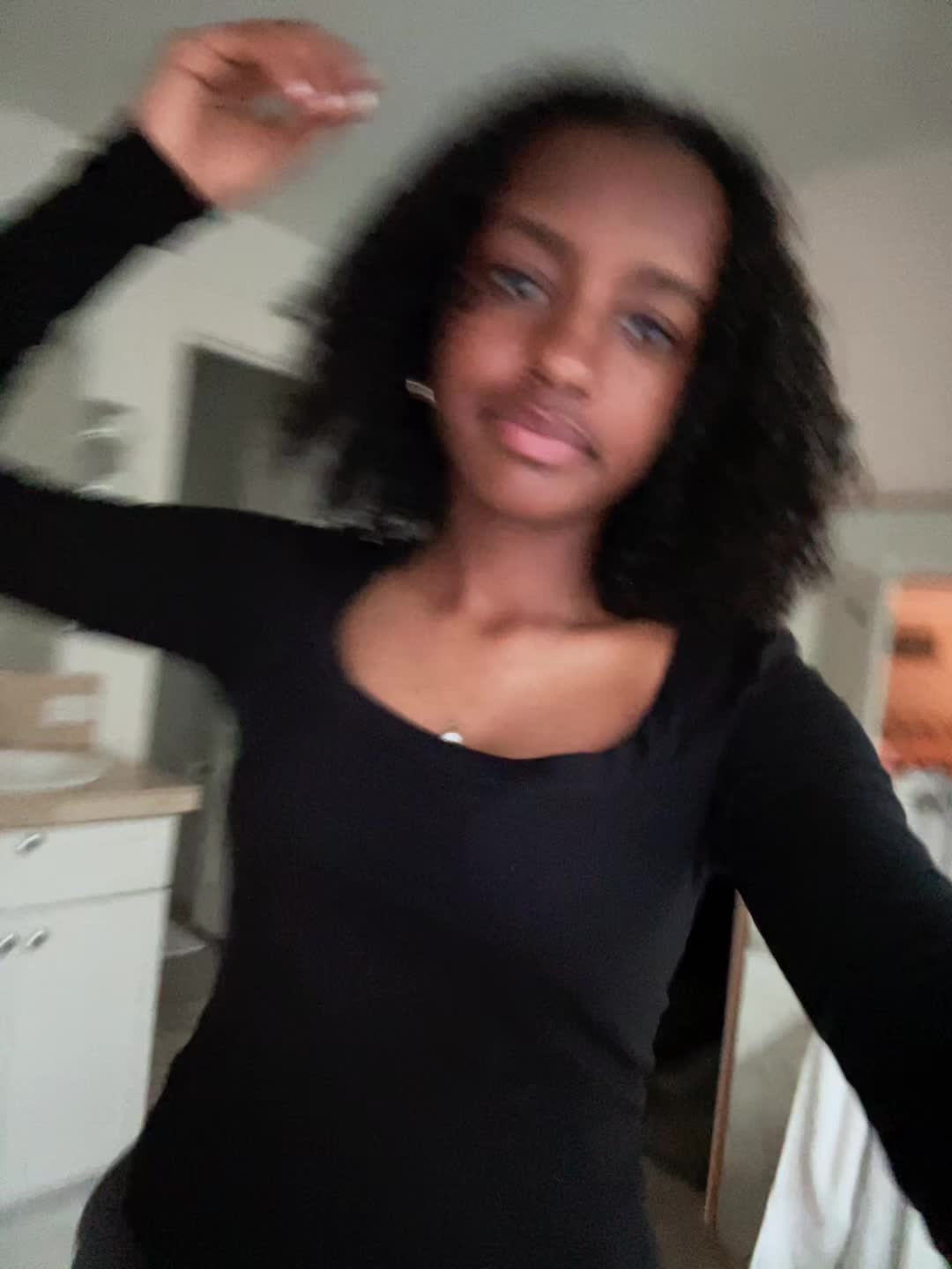 @ruth.kuri