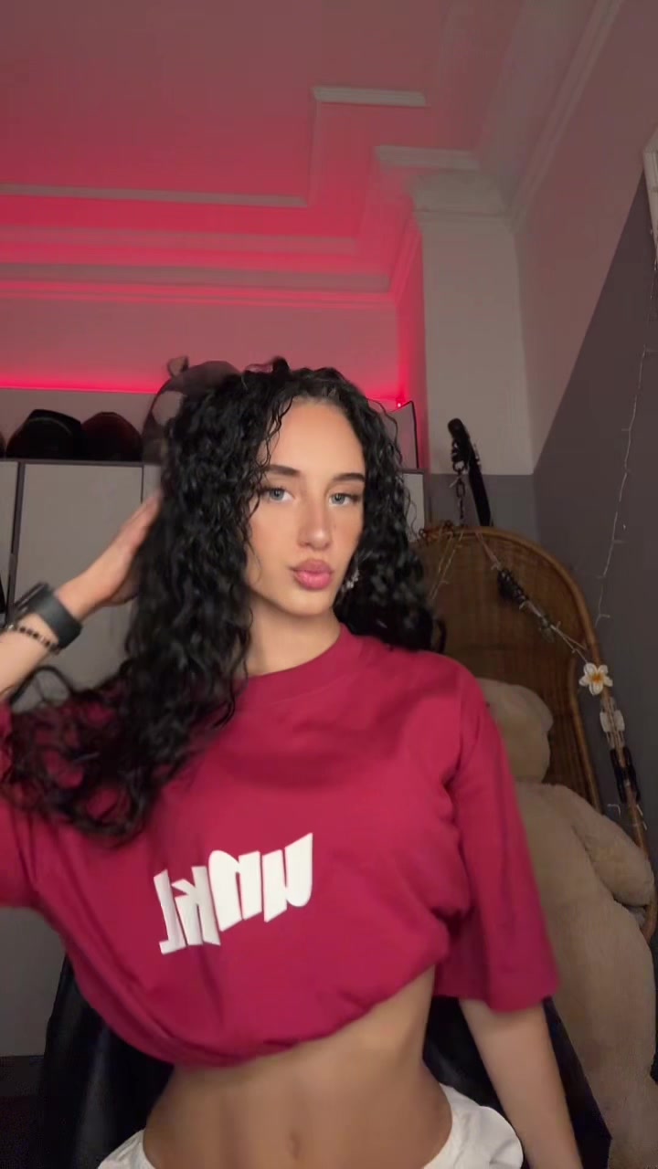 @Sharona𖣂