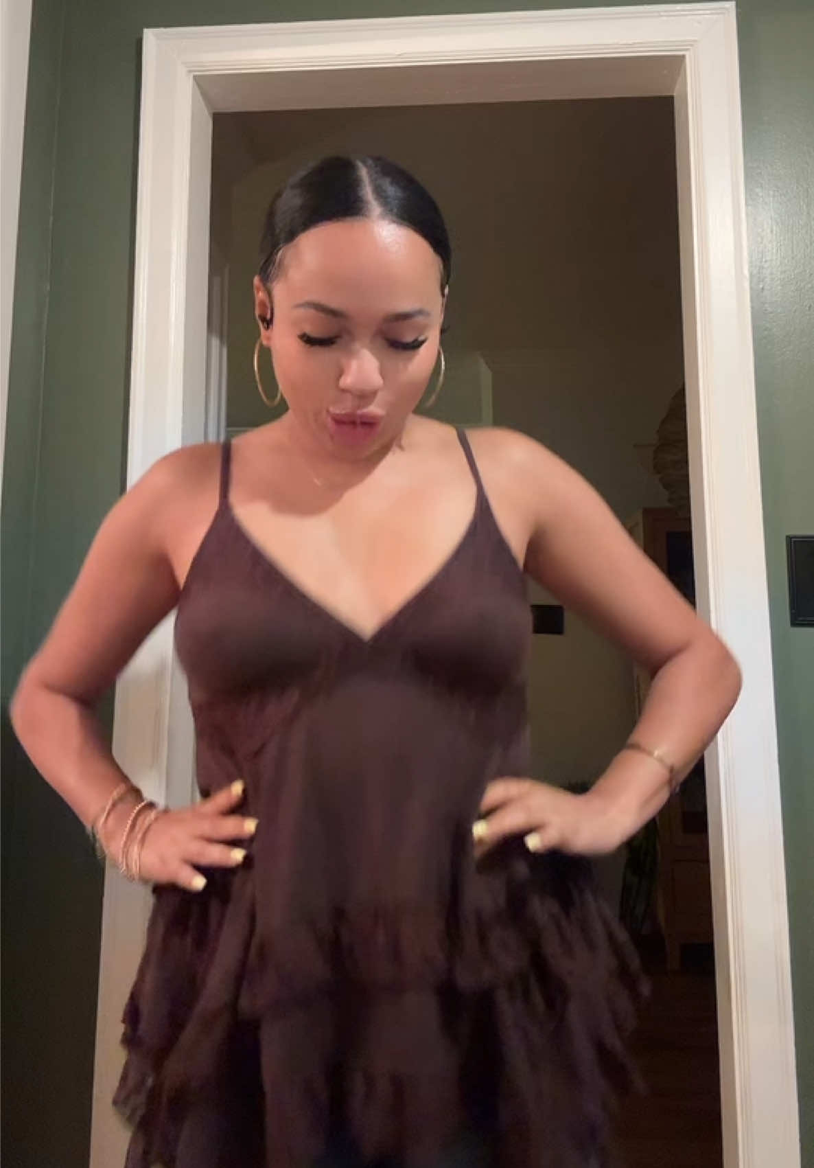 @Bella