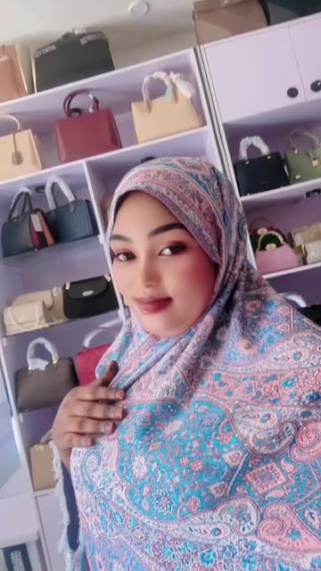 @Khadija Amra
