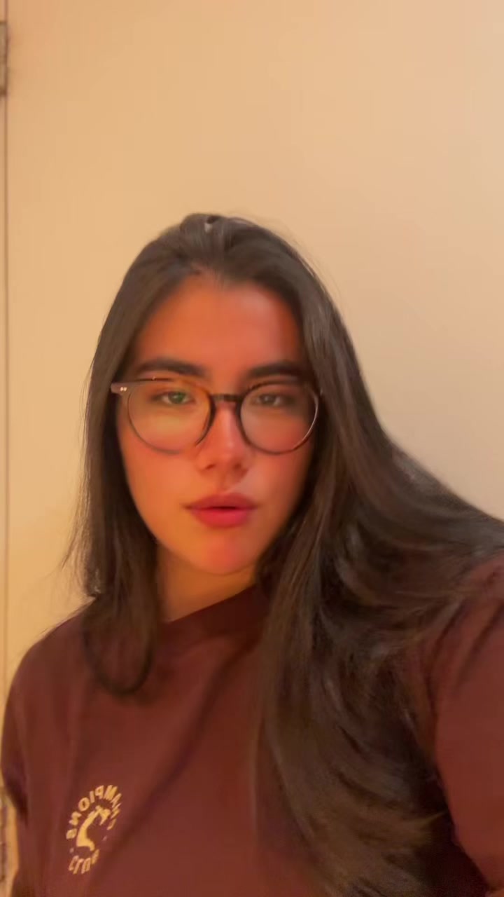 @L&iacute;via