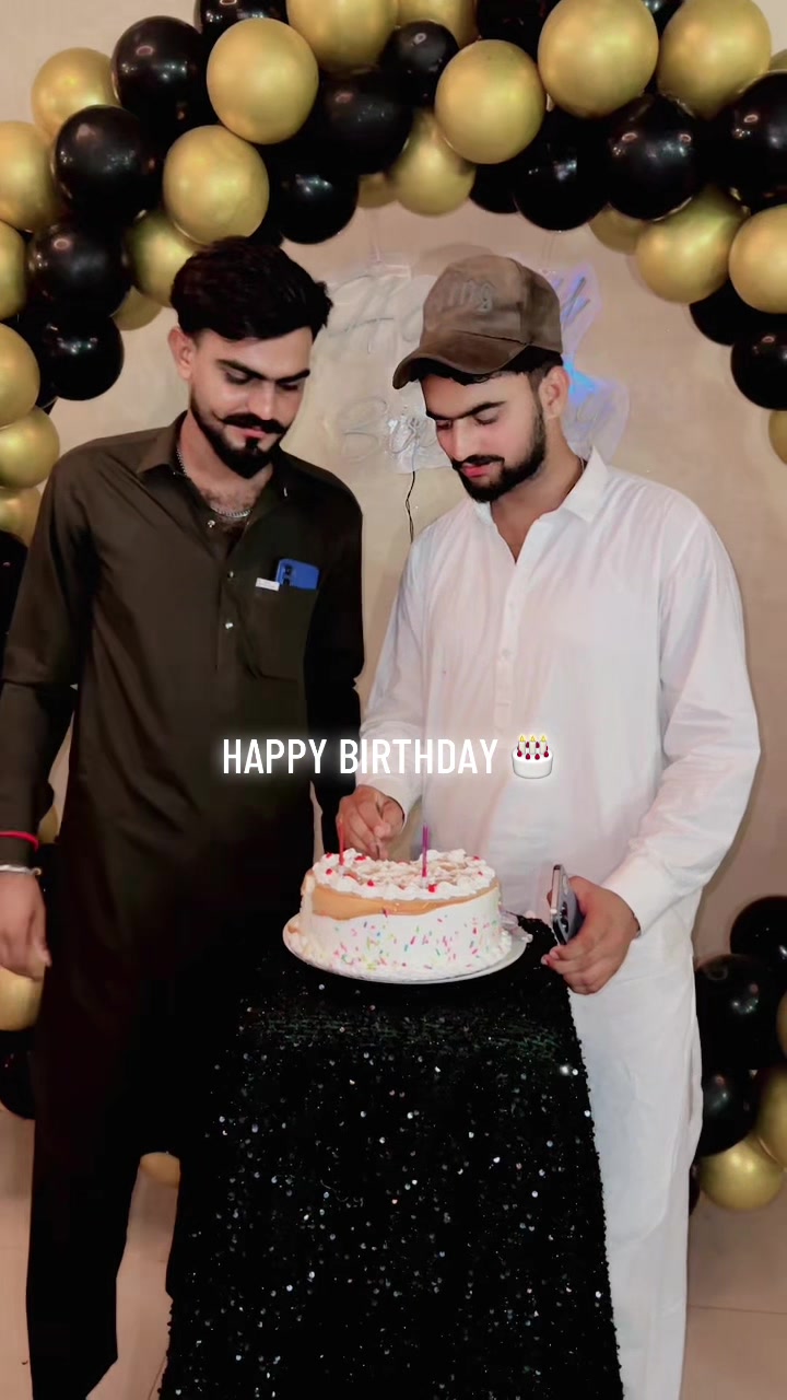 @🫶🏻شاہ زیب گجر🔥