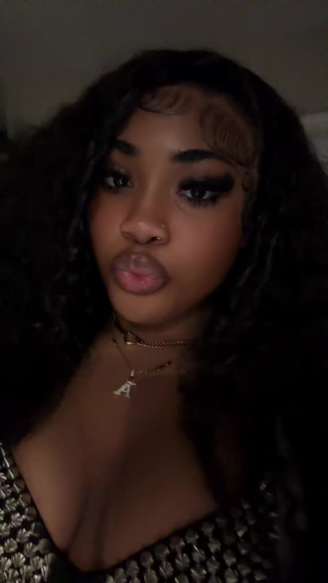 @♕