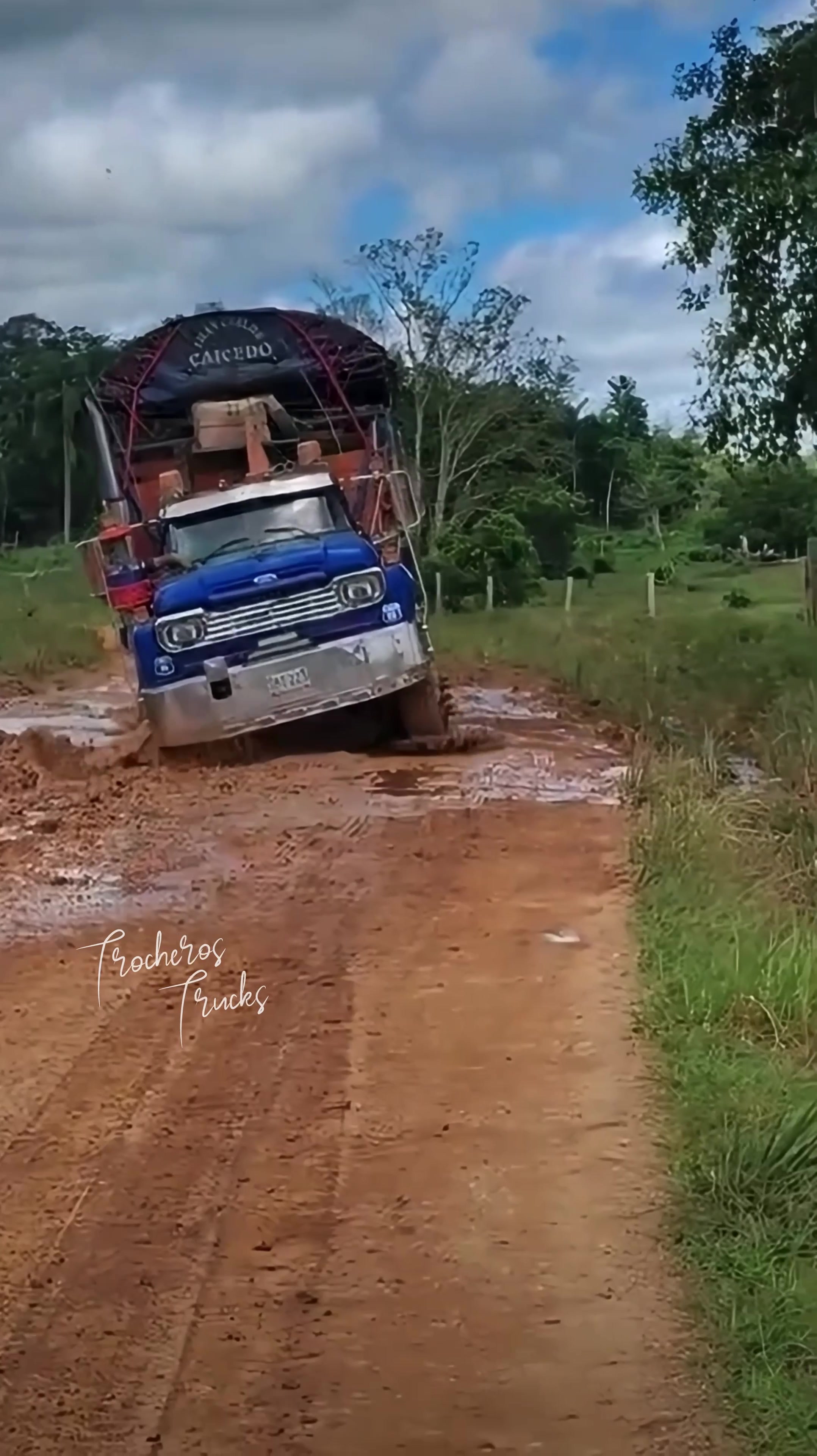 @Trocheros Trucks