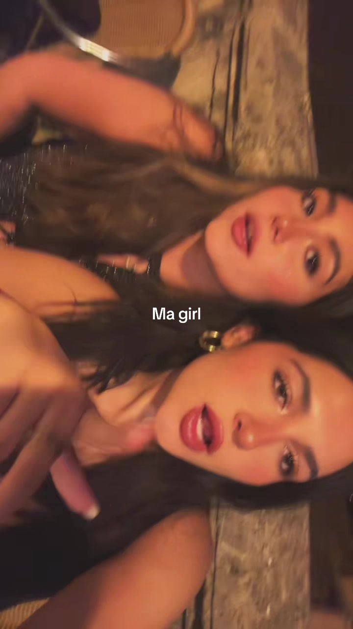 @JuliTru