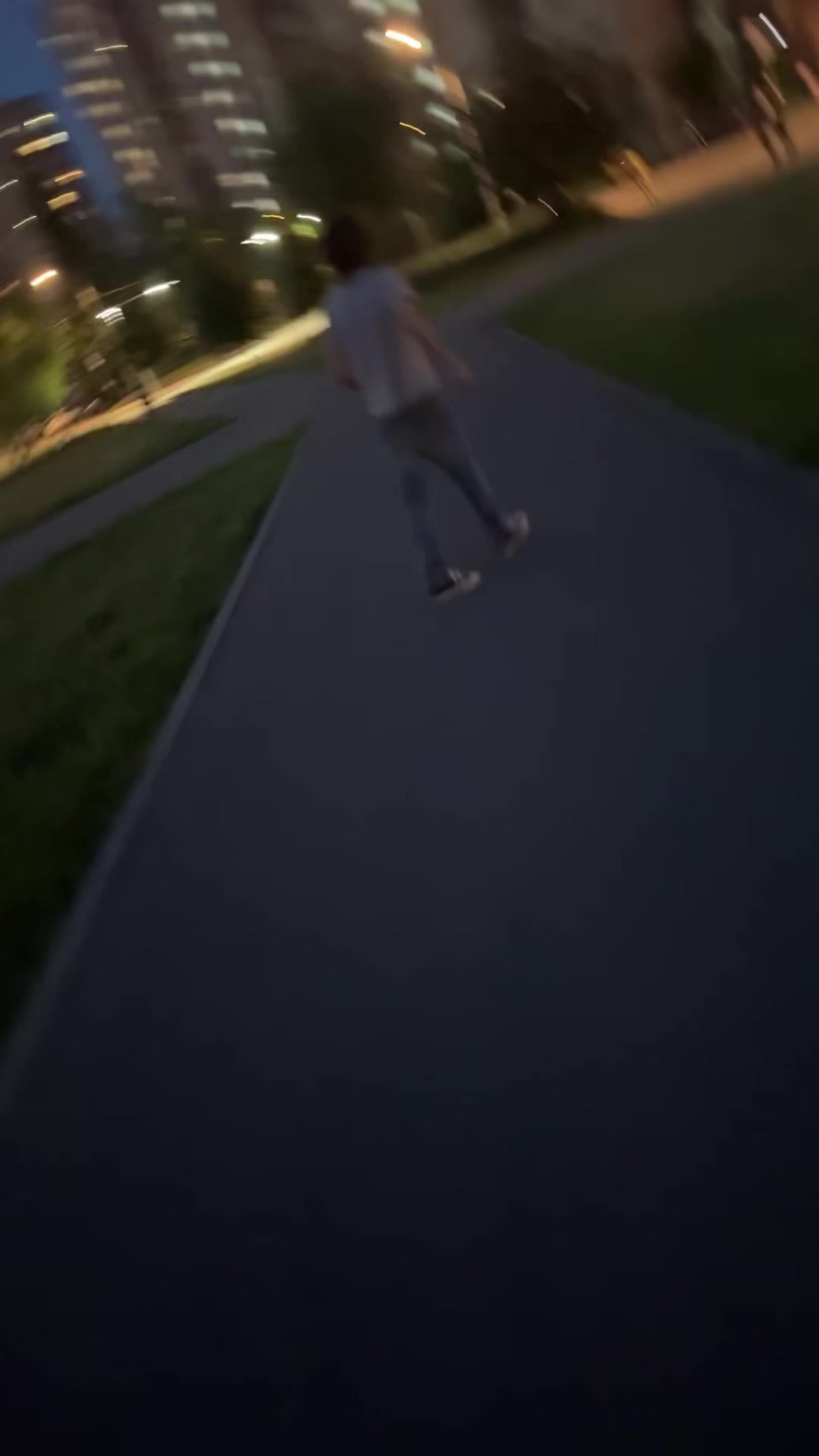 @Кто? Тёмыч😧