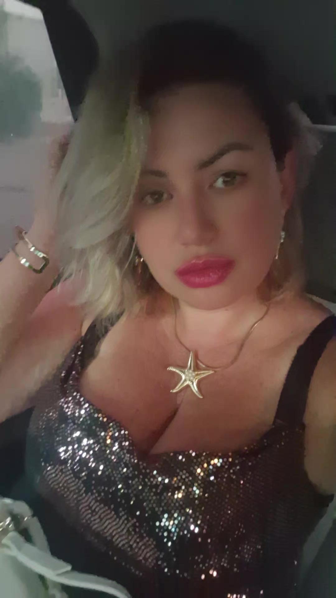 @Gorgeous woman💣