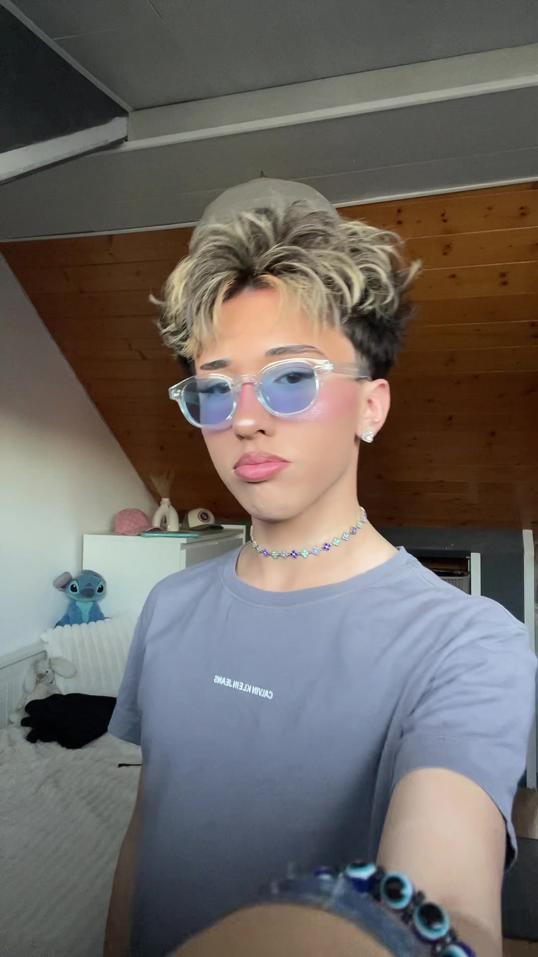 @𝘮𝘢𝘵𝘩𝘦𝘰