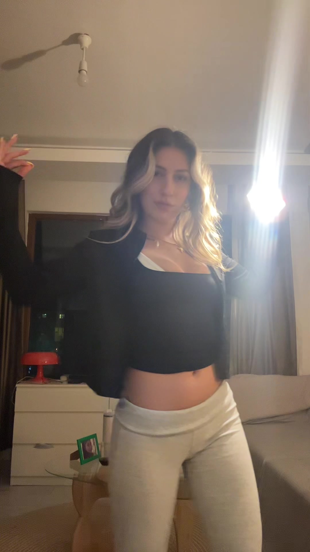 @mellylline