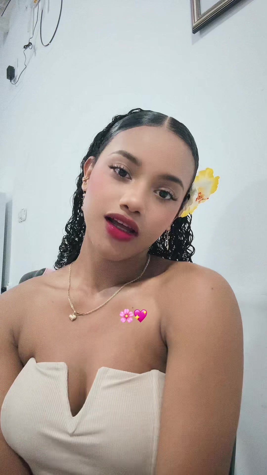 @V A L E N💖