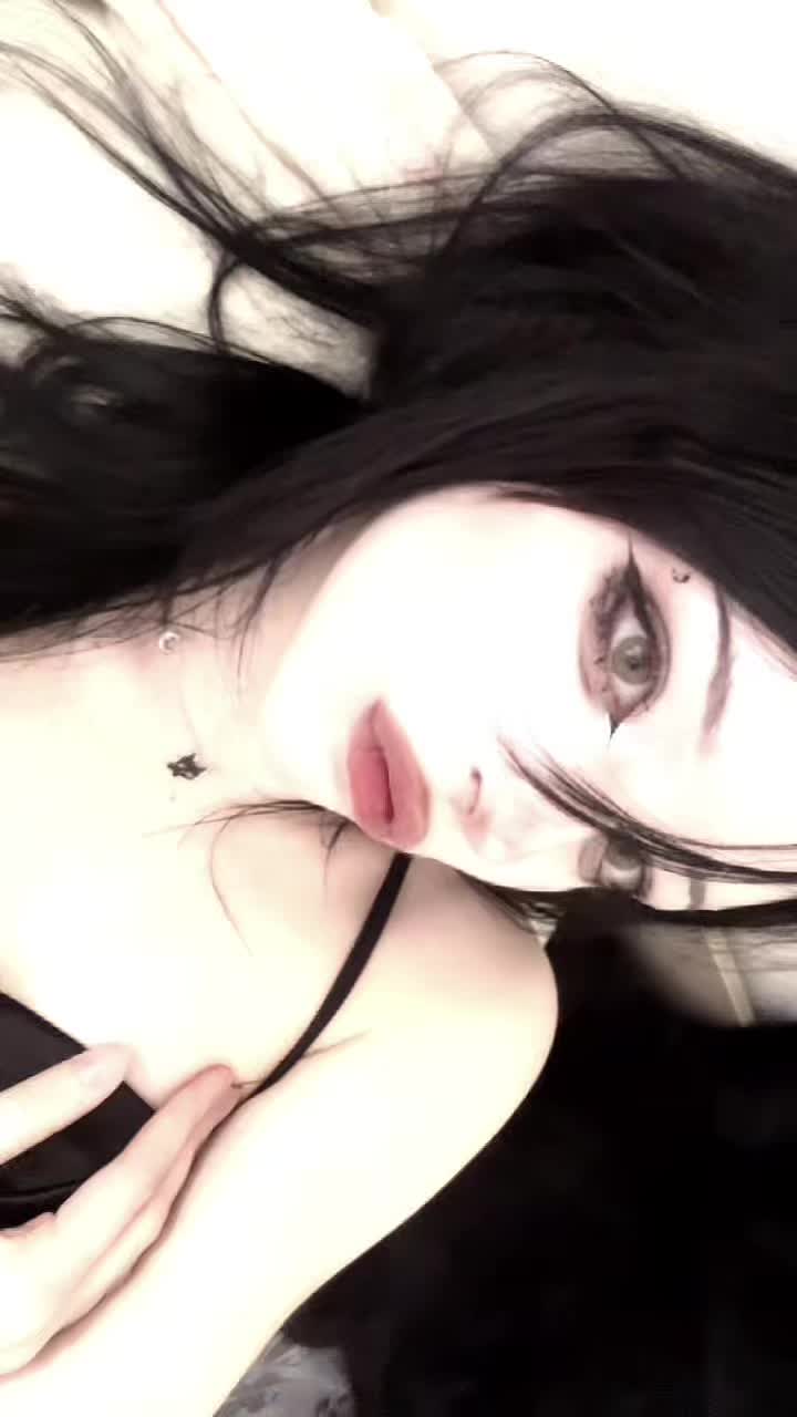 @hikkarska