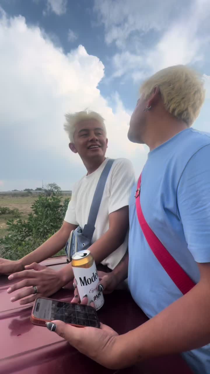 @JonasYMikeOficial