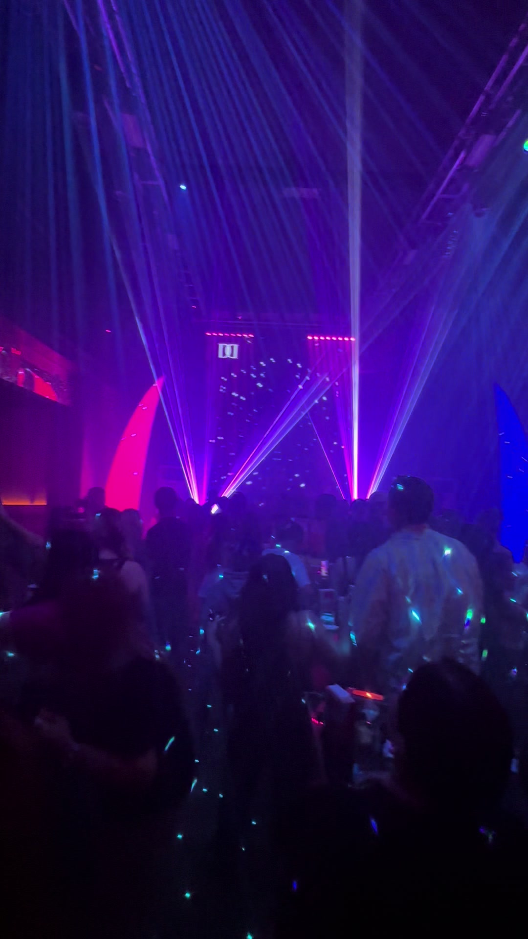 @DD NIGHTCLUB EAST