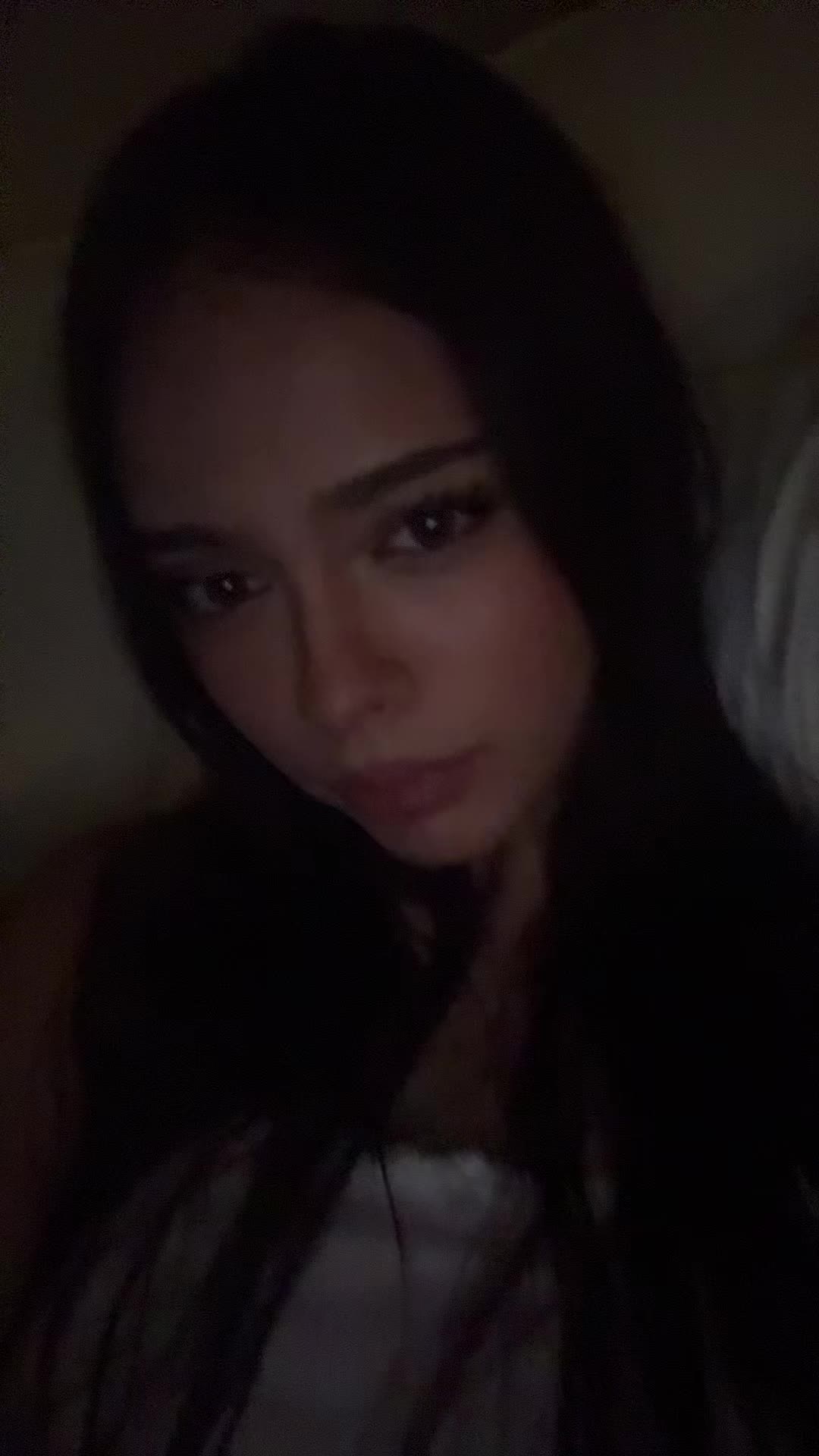 @bella