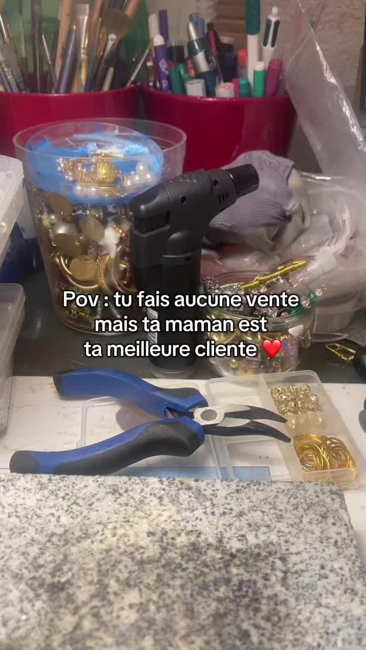 @azuleiram