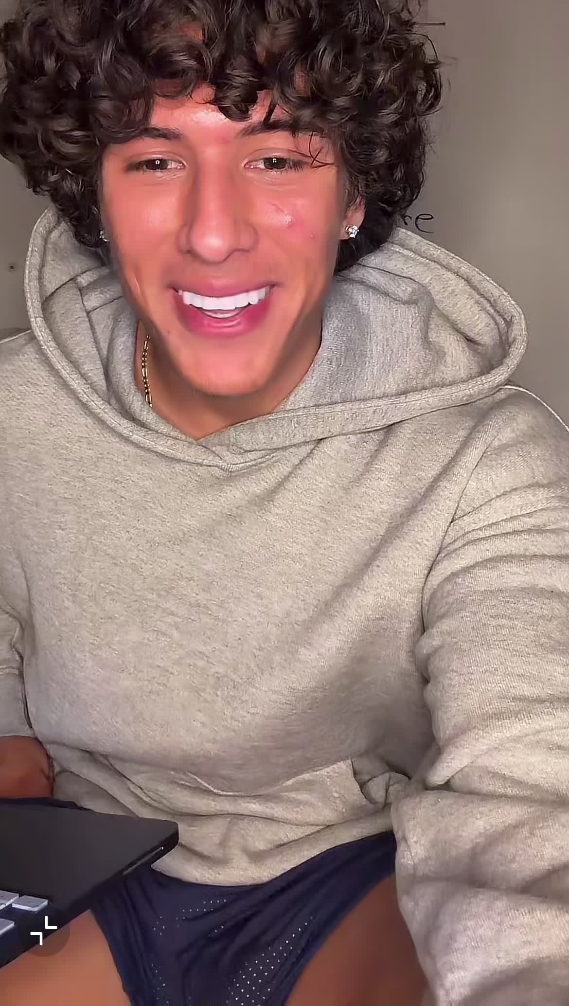 @GayMomentsTiktok