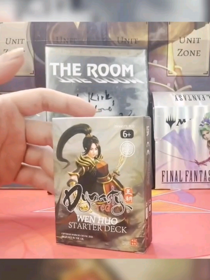 @Cardboard Friends