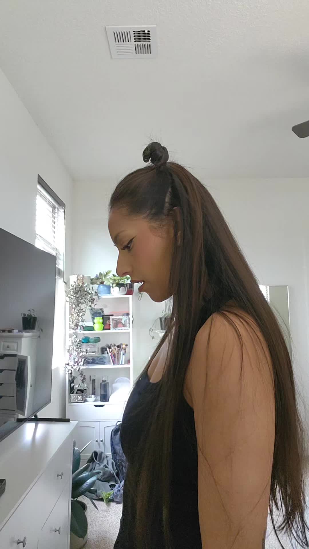 @Feliz