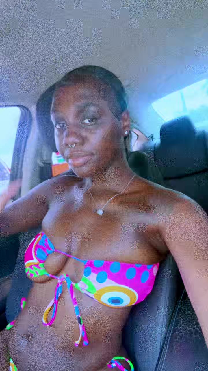 @Mercedesdiorrr