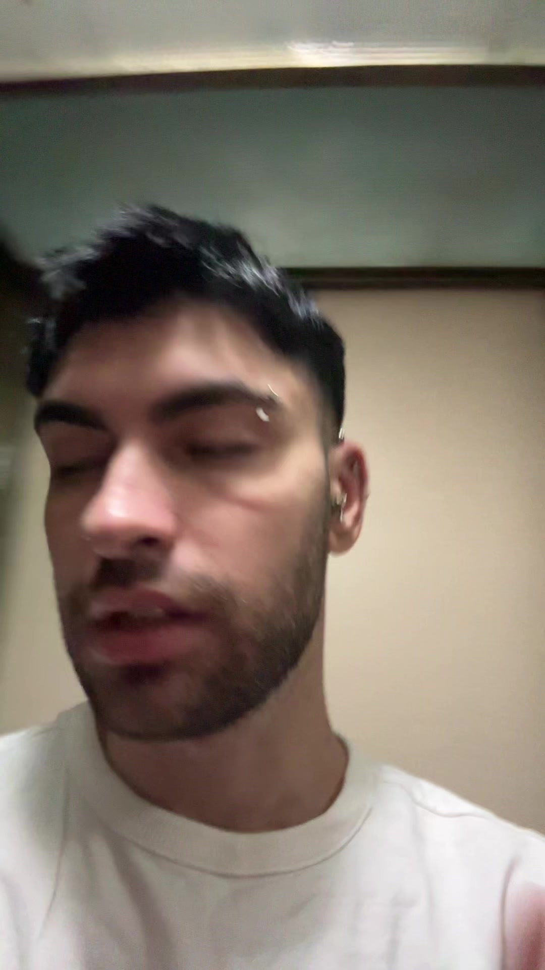 @emre/esengül yırtıkferyat