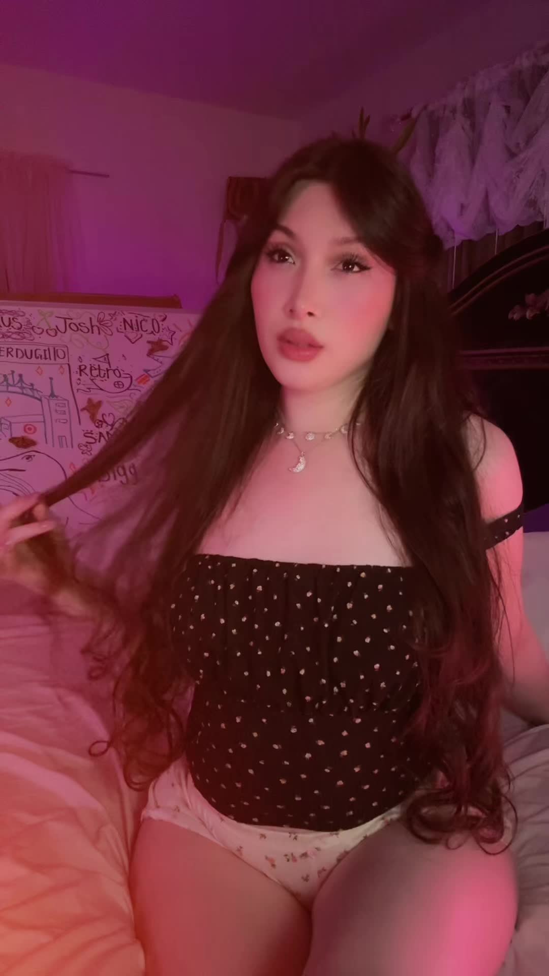 @Luna ☽