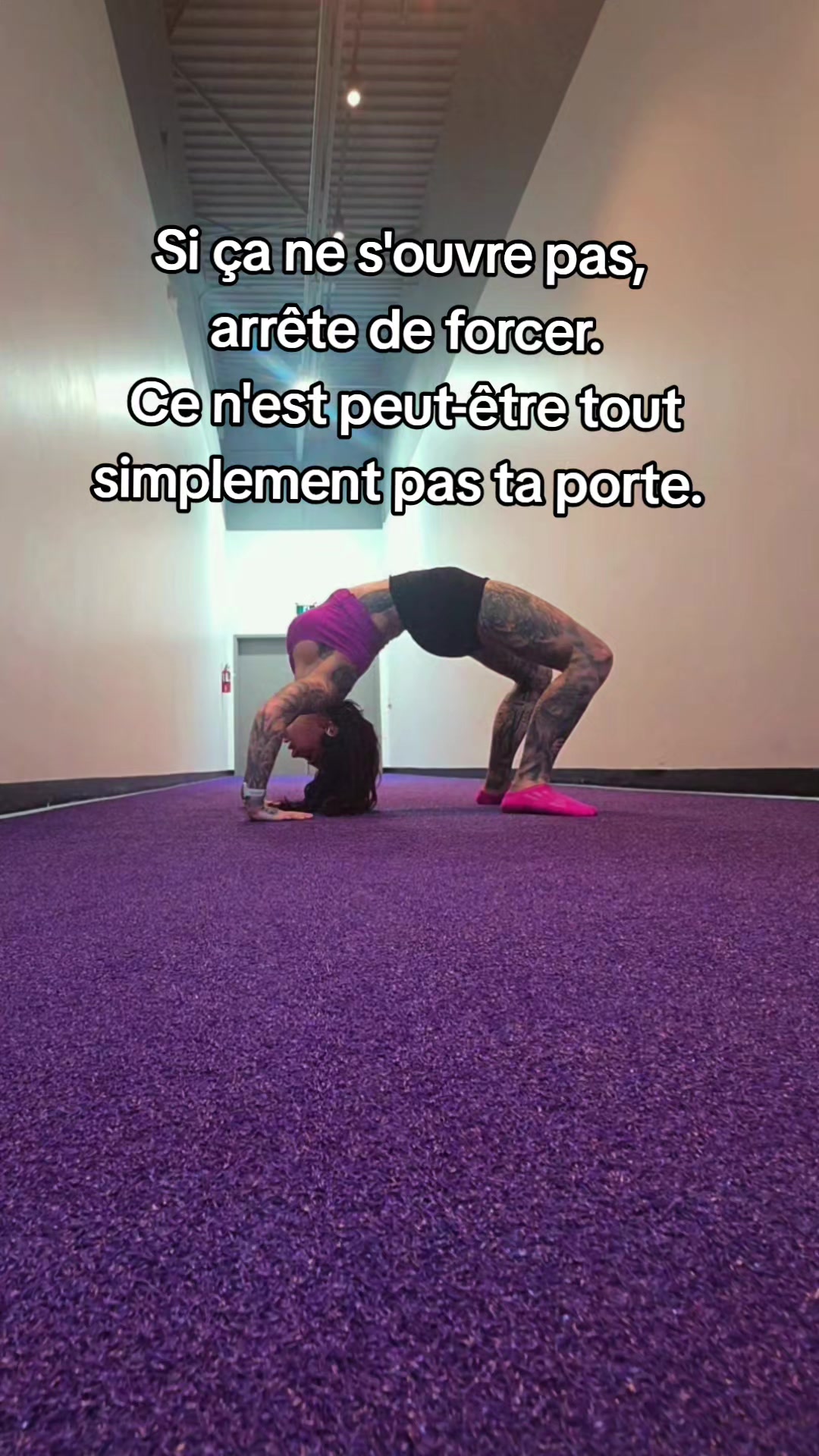 @&Eacute;lo