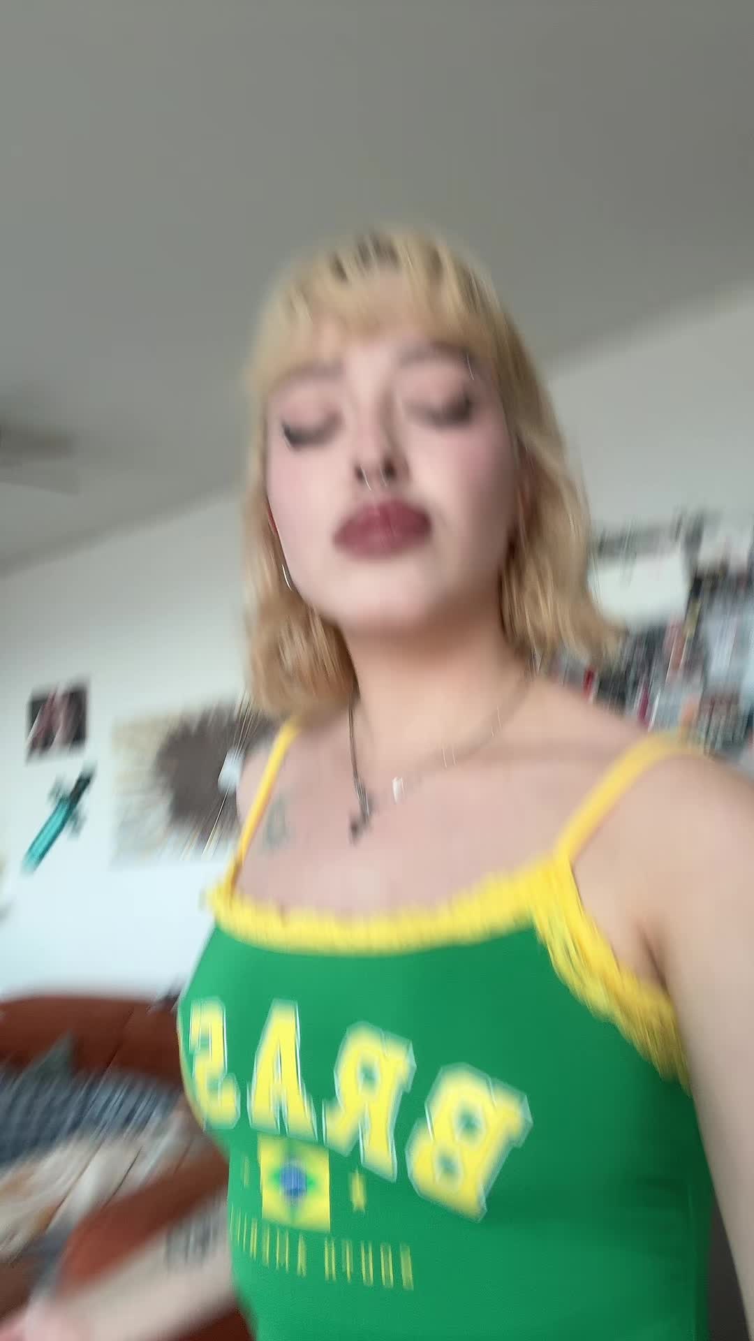 @liv