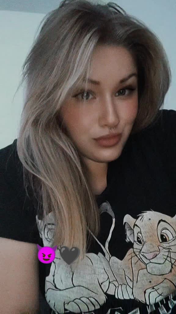 @𝐌𝐚𝐫𝐢𝐞KL