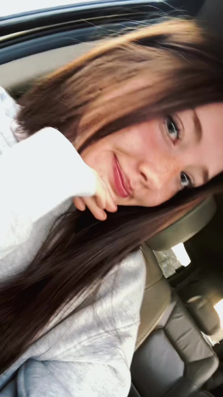 @🥂da