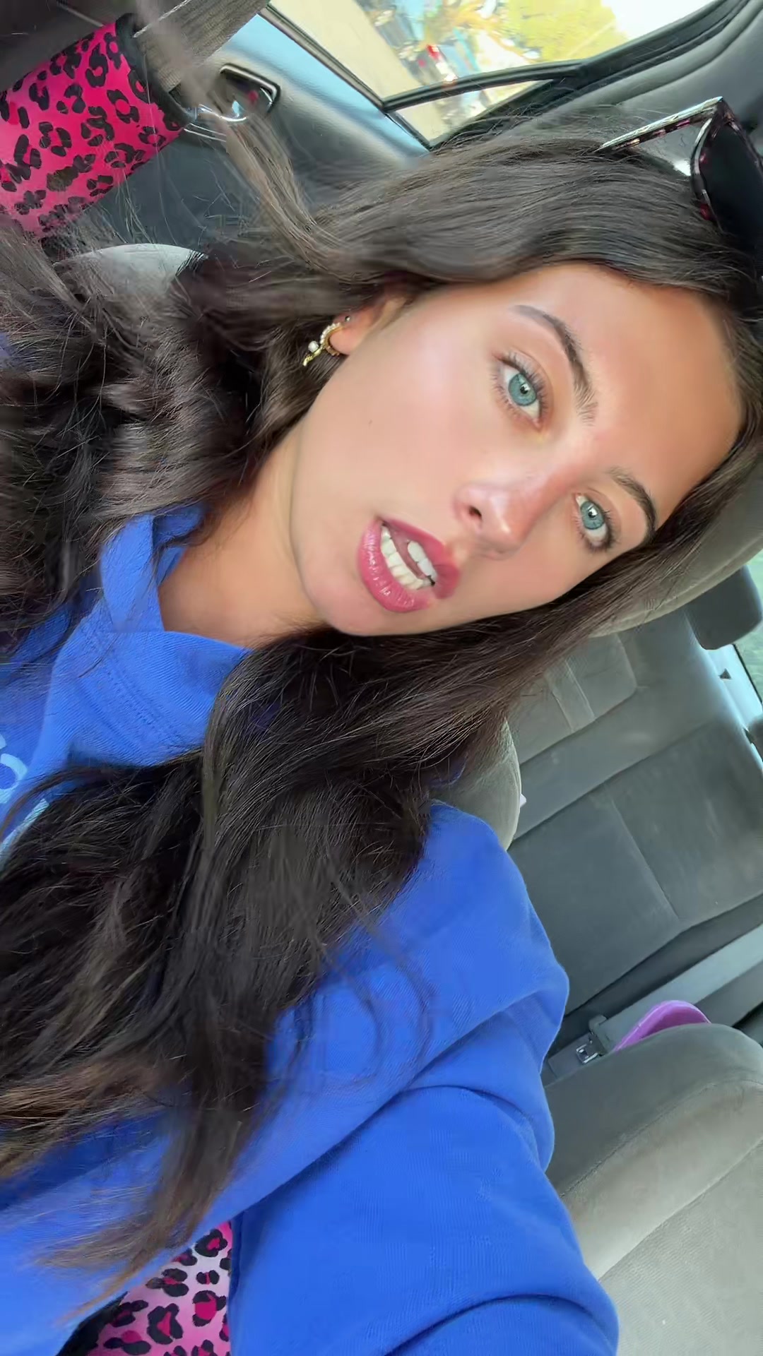 @arielloveskittens