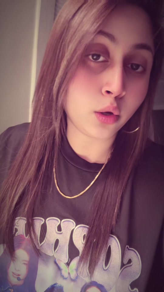 @(^_-)Śàñďŷ
