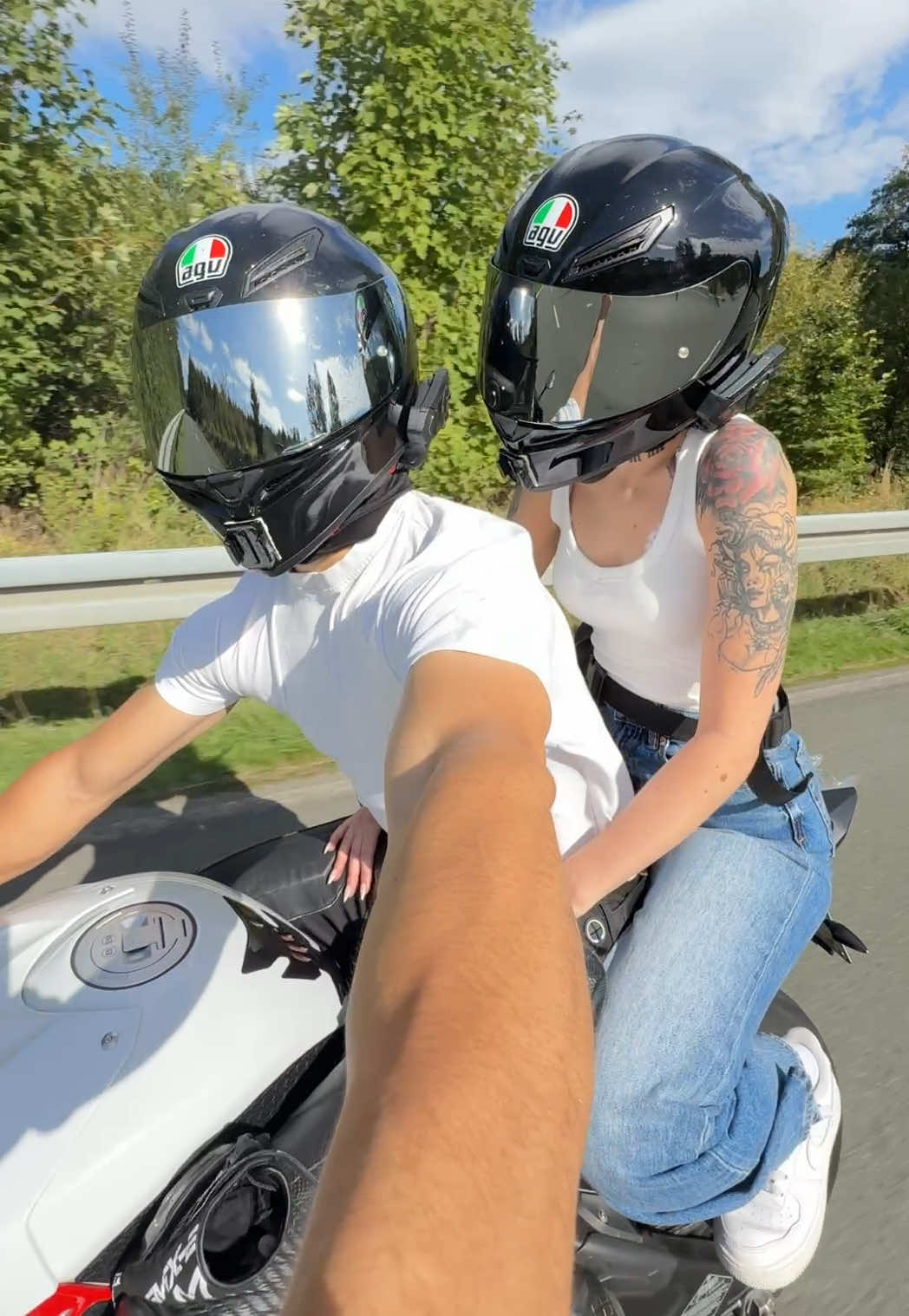 @nes.rides