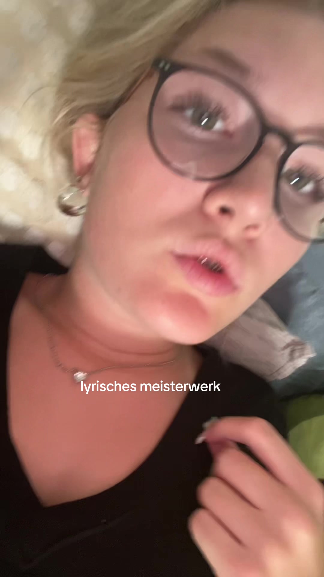 @𝐞𝐦𝐦𝐚