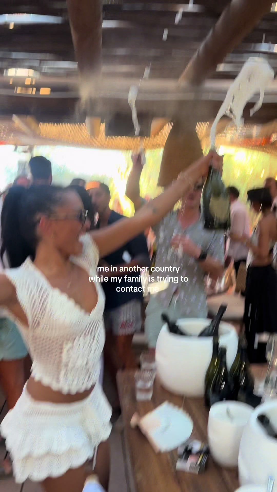 @bellakutzner