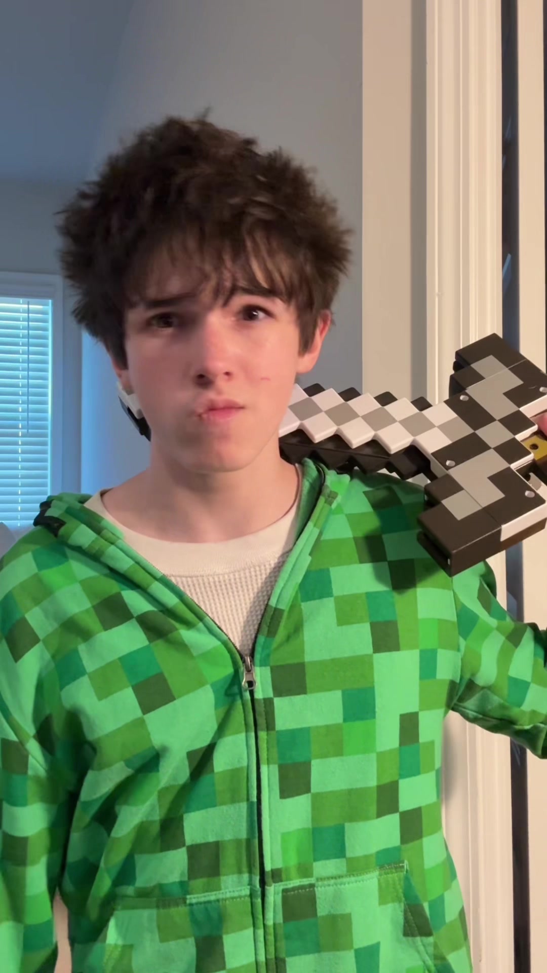@skoorb