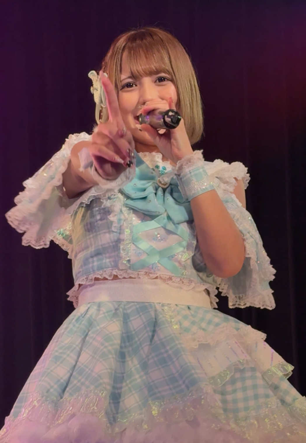 @ともちん