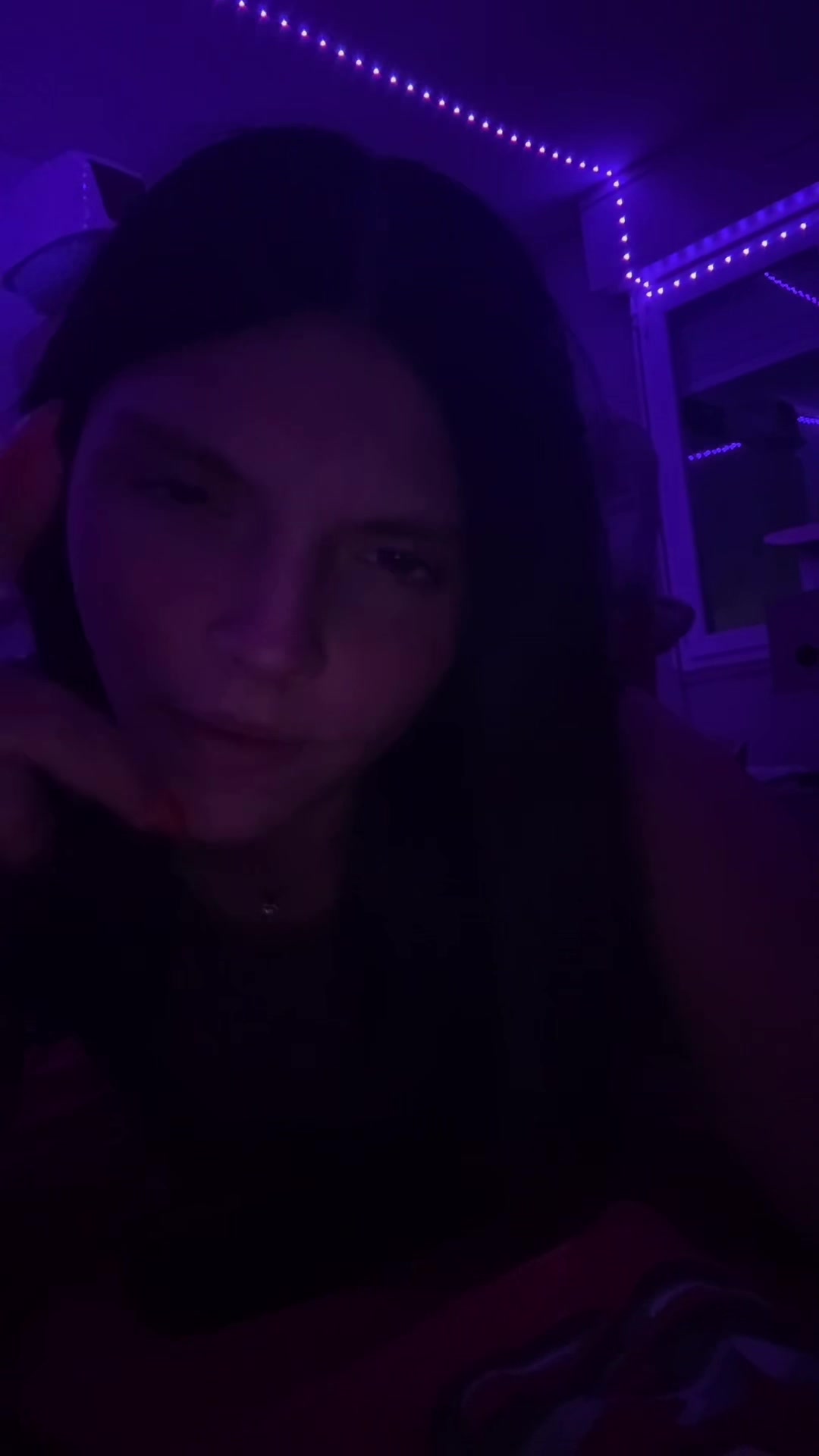 @_alli_mcht_