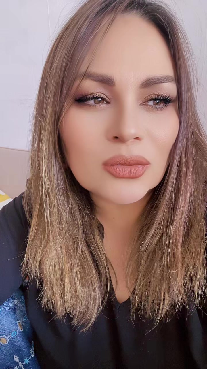 @Ana