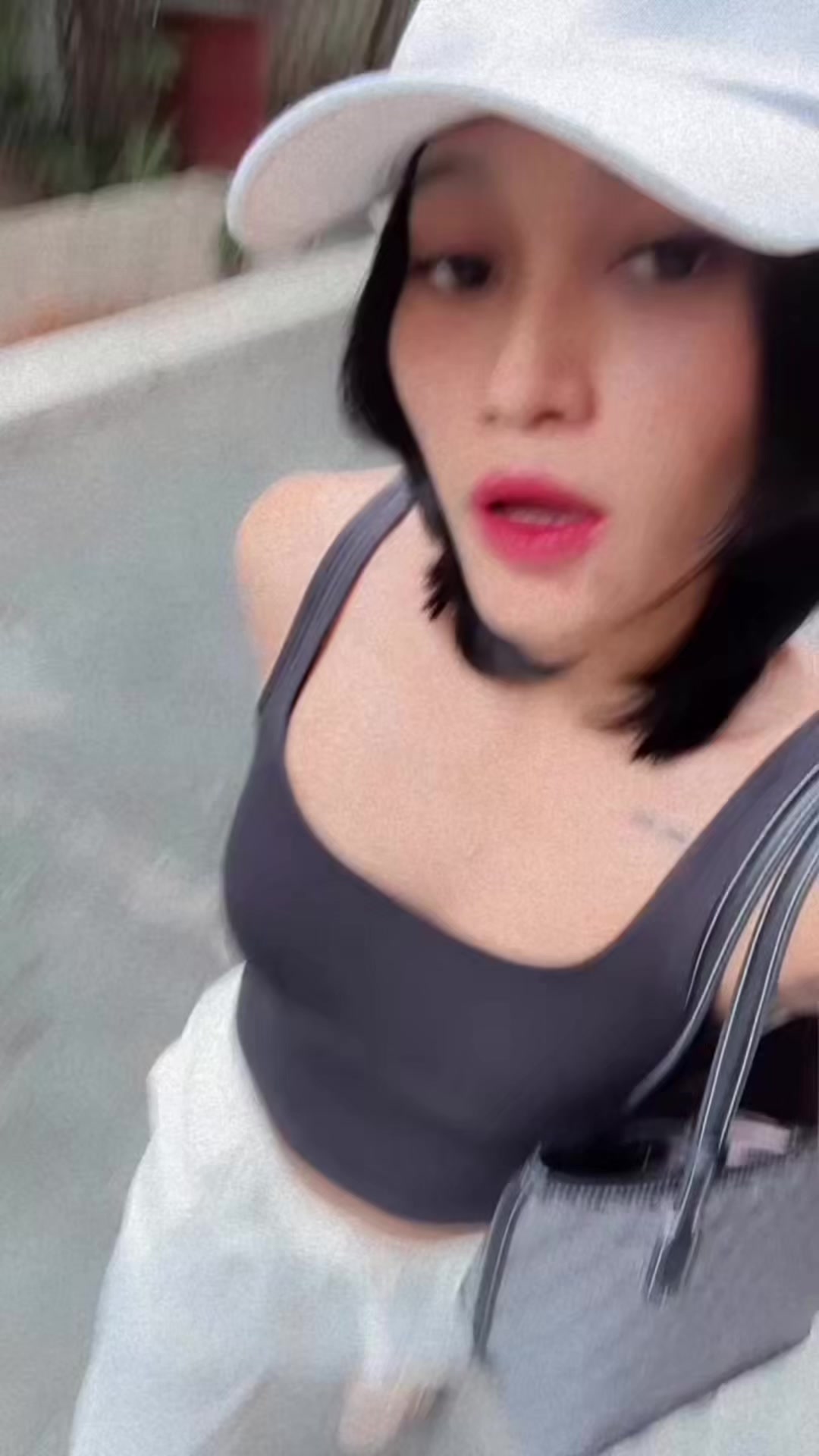 @OnyS