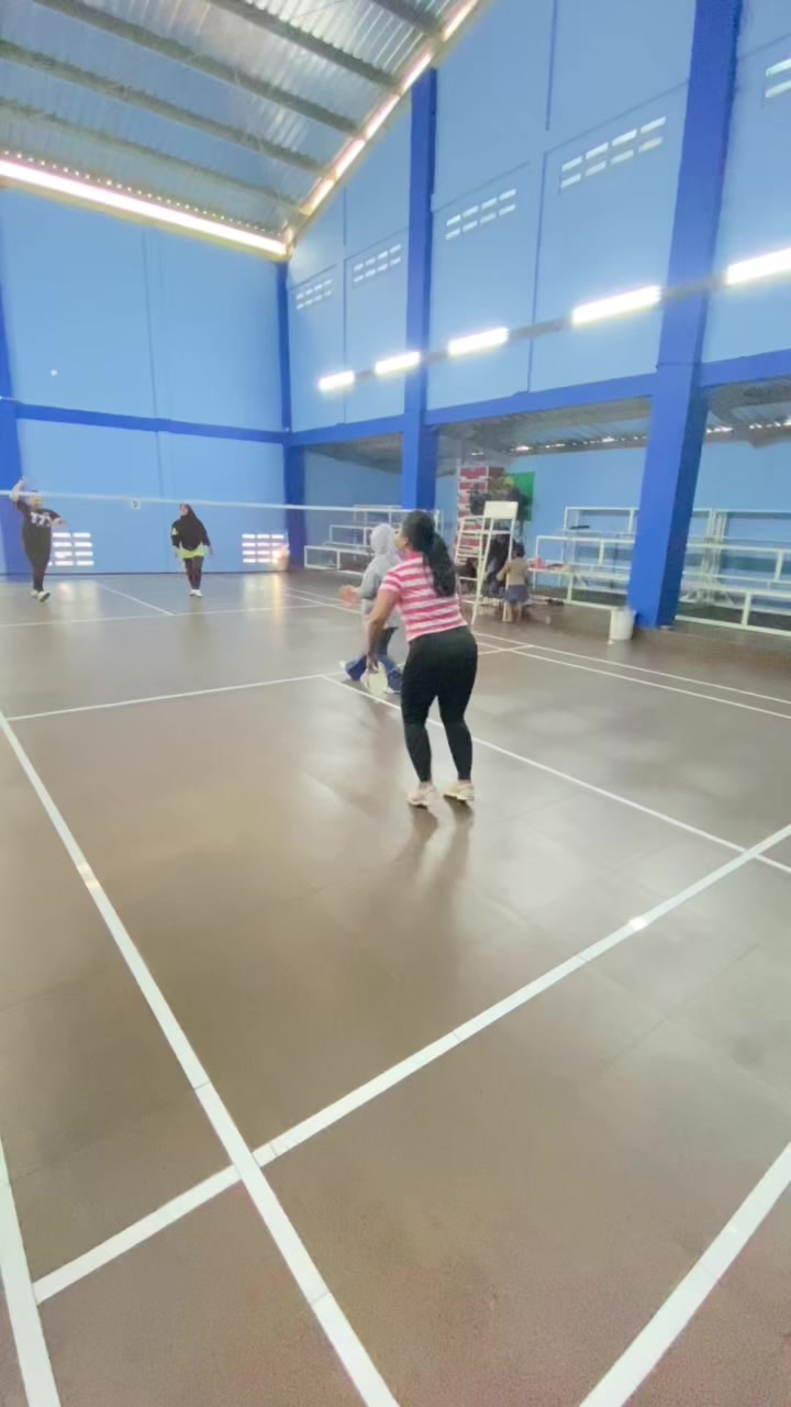 @Estervania03