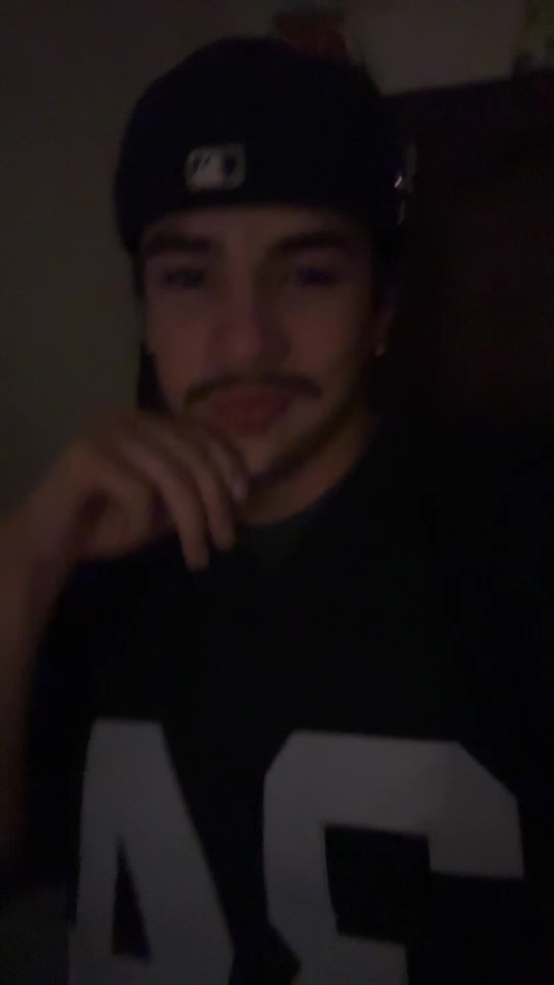 @Prettyboy_chong1